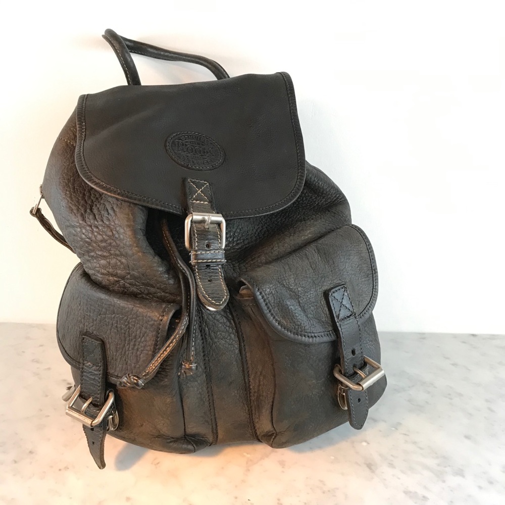 Roots leather backpack.Black.